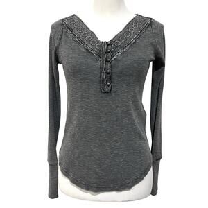 Lucky Brand Lace Trim Henley Longsleeve Top Y2K Boho Gray Cotton Sz Small